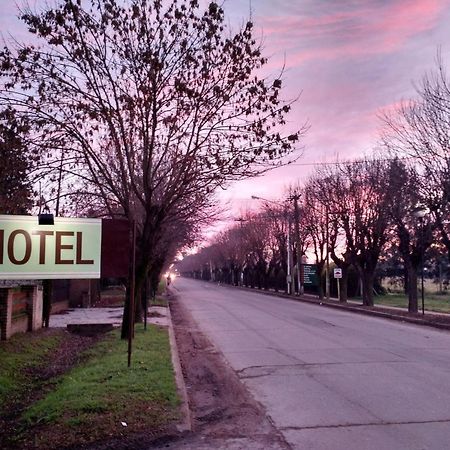 Hotel Carmen De Areco Dış mekan fotoğraf