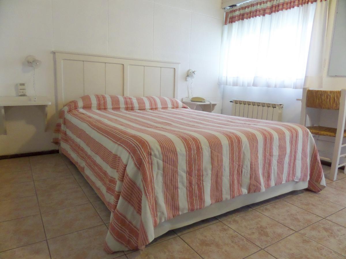 Hotel Carmen De Areco Dış mekan fotoğraf
