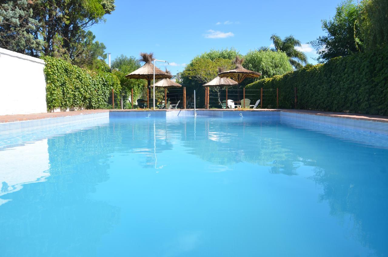 Hotel Carmen De Areco Dış mekan fotoğraf